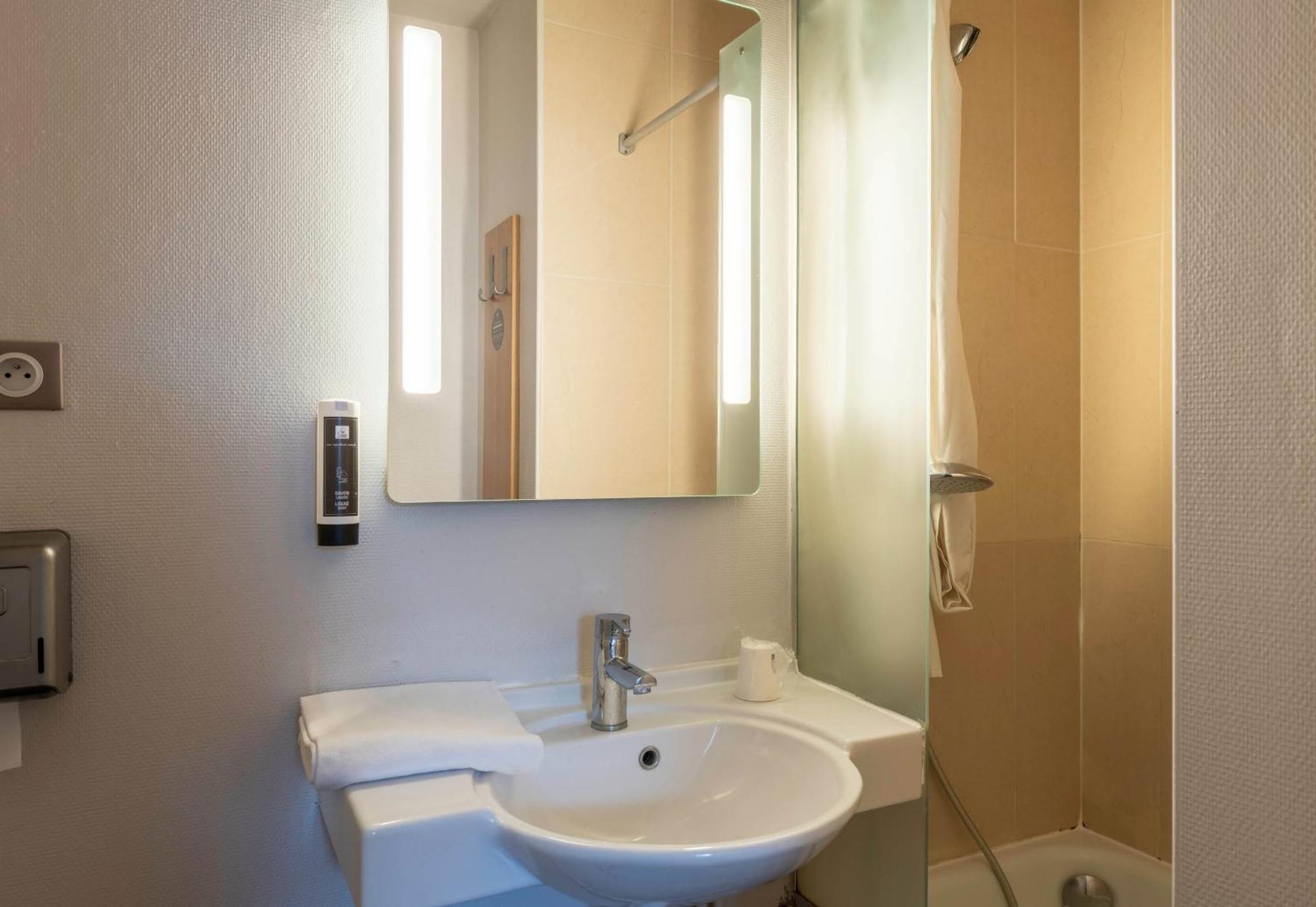 B&B Hotel Amiens Longueau Eksteriør billede